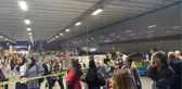 Mecidiyeköy Metrobüs Durağında Şüpheli Paket Patlatıldı