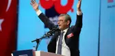 CHP Genel Başkanı seçilen Özgür Özel'den ilk sözler: Yarından itibaren seferberlik ilan ediyorum