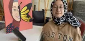 Doğuştan iki kolu olmayan resim öğrencisi Ayşe Yılmaz, protez kol mücadelesi veriyor