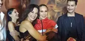 Bihter filminin başrol oyuncuları Farah Zeynep Abdullah ve Hande Ataizi, galada barıştı