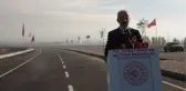 Ulaştırma Bakanı Abdulkadir Uraloğlu, Türkiye'nin yol ağını geliştiriyor