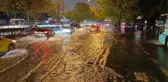 Ankara'da sağanak yağışın ardından cadde ve sokaklar göle döndü
