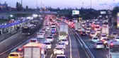 İstanbul'da Okulların Açılmasıyla Trafik Yoğunluğu Oluştu