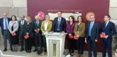 CHP Grup Başkanvekili Ali Mahir Başarır, TBMM Genel Kurulu'nda 'adalet nöbeti'ne devam ediyor