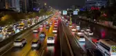 İstanbul'da Yağış Nedeniyle Trafik Yoğunluğu Oluştu