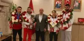 Dünya Kick Boks Şampiyonası'ndan Madalya İle Dönen Milli Sporcular Darıca'da Karşılandı