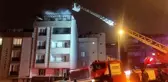 Esenyurt'ta Bir Binanın Çatısında Yangın Çıktı