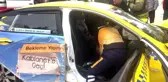 Maltepe'de Ticari Taksi Kaza Yaptı: Şoför ve Yolcu Yaralandı