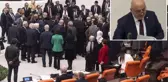 Mecliste fenalaşan SP Genel Başkan Yardımcısı Hasan Bitmez'e ilk müdahaleyi Turhan Çömez yaptı