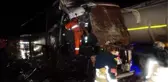Çanakkale'de otobüsün kamyonla çarpışması sonucu 13 kişi yaralandı