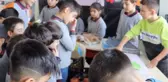 Erzurum Veysefendi İlkokulu Öğrencileri Filistin'e Yardım İçin Pazar Kurdu