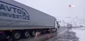 Erzurum'da kar yağışı trafik kazalarına neden oldu