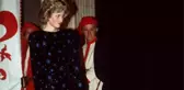 Prenses Diana'nın elbisesi açık artırmada 900 bin sterline satıldı