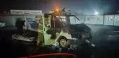 Adıyaman'da park halindeki kamyonet alev alev yandı