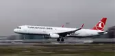 Türk Hava Yolları, fırtına nedeniyle İstanbul varışlı ve kalkışlı 41 seferini iptal etti