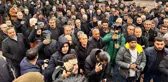 Malatya Selahattin Başkanını bırakmak istemiyor! Halk parti binasında toplandı