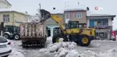 Karlıova'da iki hafta içinde 500 kamyon kar ilçe dışına atıldı