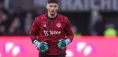 Altay kaleye geçti! Manchester United turladı
