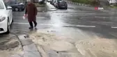 Kanalizasyon borusu patladı, cadde göle döndü