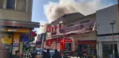 İzmir'deki Kemeraltı Çarşısı'nda Yangın Çıktı