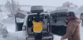 Doğum sancısı tutan kadın ekipler tarafından kurtarıldı