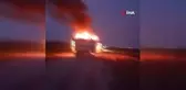 Seyir halindeki kamyonet alev alev yandı