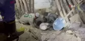 Şanlıurfa'da 2 katlı ev çöktü, kurtarma çalışması başlatıldı