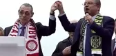 CHP lideri Özel, Erdal Beşikçioğlu'nu canlandırdığı karakterlerle tanıttı