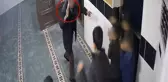 Camideki çocuklara bıçak çeken şüpheli gözaltına alındı
