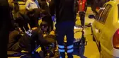 Otomobilin camına çarparak savrulan motosiklet sürücüsü yaralandı