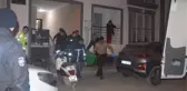 Annesini öldürüp kendini ihbar etti