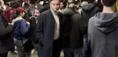 İstanbul'da intihar girişimi! Hırkasını çıkarıp kendini metronun önüne attı