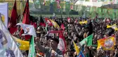 İstanbul Yenikapı'daki Nevruz kutlamalarında terör örgütü elebaşı Öcalan'ın posterleri açıldı