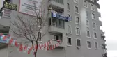 'Rezerv alanında' gerekçesiyle yıkılmak istenen sitenin sakinleri tepki gösterdi