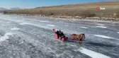 Çıldır Gölü'nde Atlı Kızak Heyecanı Devam Ediyor