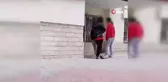 Arkadaşlarının kavgasını ayırmayıp cep telefonu ile kaydettiler
