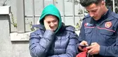 Kağıthane'de Balkonda Kilitlenen Genç Kız İtfaiye Tarafından Kurtarıldı