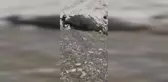 Bahçesaray - Gevaş yolu hala kapalı, vatandaşlar kendi imkanlarıyla yol açmaya çalışıyor