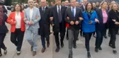 CHP yeni müfredat taslağını protesto için Milli Eğitim Bakanlığı'na yürüdü