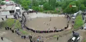 Fenomen çaycı kendi düğününde çay dağıttı
