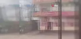 Cizre'de suya kapılan kadın ve çocuğu vatandaşlar kurtardı... Korku dolu anlar kamerada