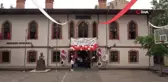 Eski mezunlar bir araya gelerek öğrencilik günlerini canlandırdı