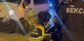 Minibüse çarpan motosikletteki 2 kişi yaralandı