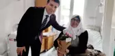 Başhekim Prof. Dr. Nurettin Yiyit, Anneler Günü'nde Yedikule Araştırma Hastanesi'nde tedavi gören anneleri ziyaret etti