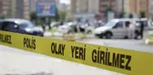 Evinde yasak aşk kaçamağı yapan kadın, kocasına yakalandı! Bıçak ve boru anahtarıyla dehşet saçtı