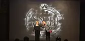 Nevra Serezli ilk kez sunuculuk yaptı! Yanında başarılı televizyoncu Gökay Kalaycıoğlu ile sahneye çıktı