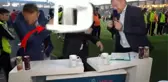 Böyle taraftarlık olmaz olsun! TV yorumcularına sandalye ile saldırdılar