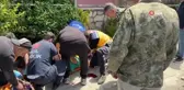 Temizlik yaparken 5 metre yükseklikten beton zemine düştü