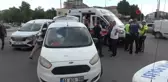 Ekip otosu zincirleme kazaya karıştı: 2'si polis 3 yaralı
