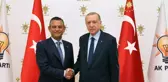Özel, 18 yıl sonra CHP Genel Merkezi'ni ziyaret edecek Erdoğan'ı forslu bayrak ile kaşılayacak